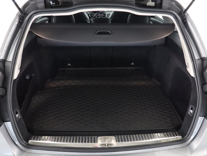 Mercedes-Benz C, 2014