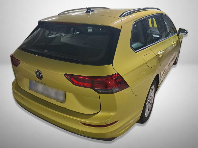 Volkswagen Golf, 2022