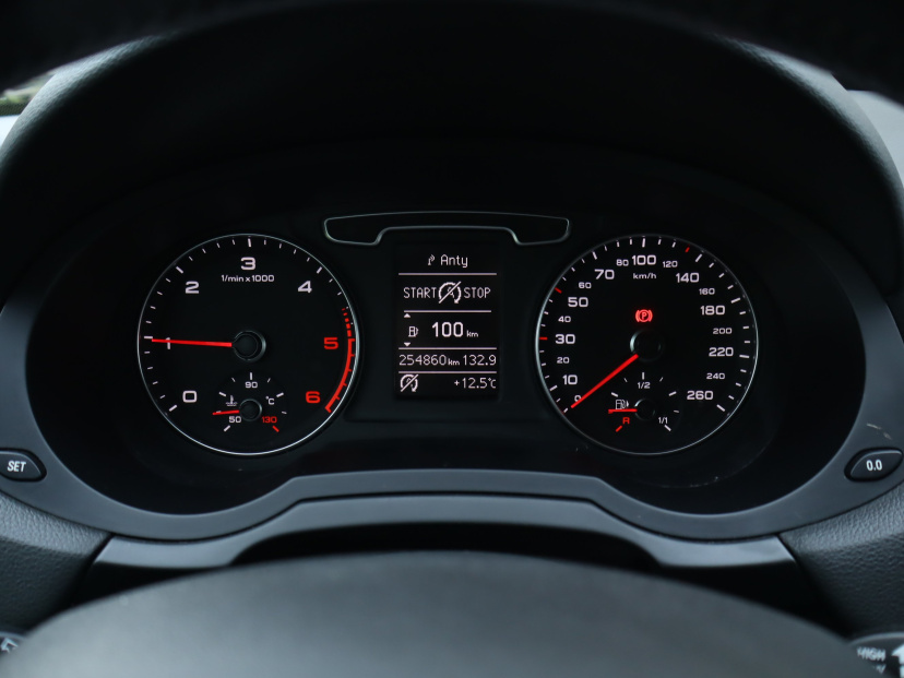 Audi Q3, 2013