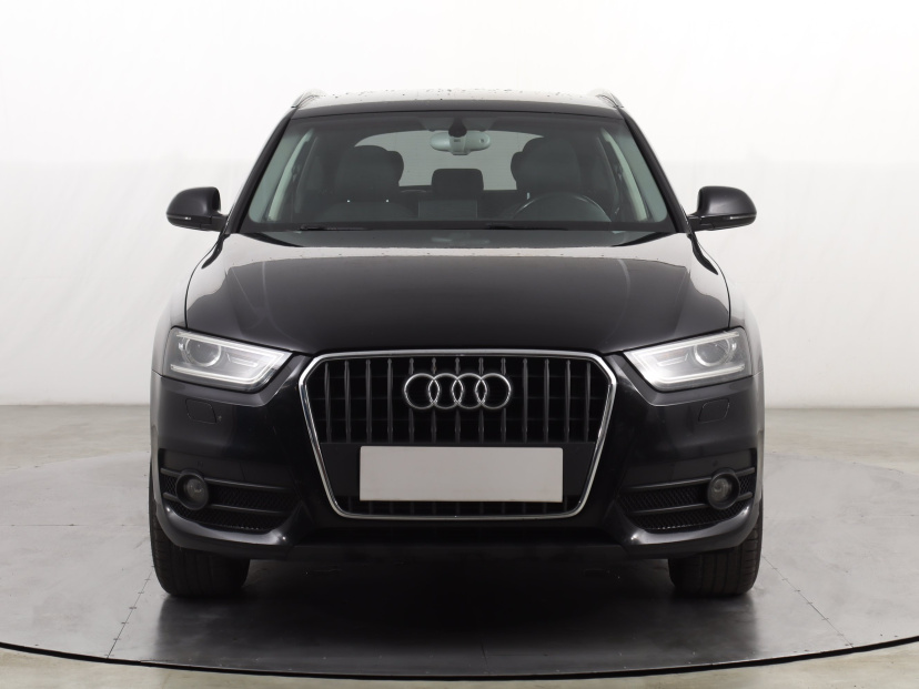 Audi Q3, 2013