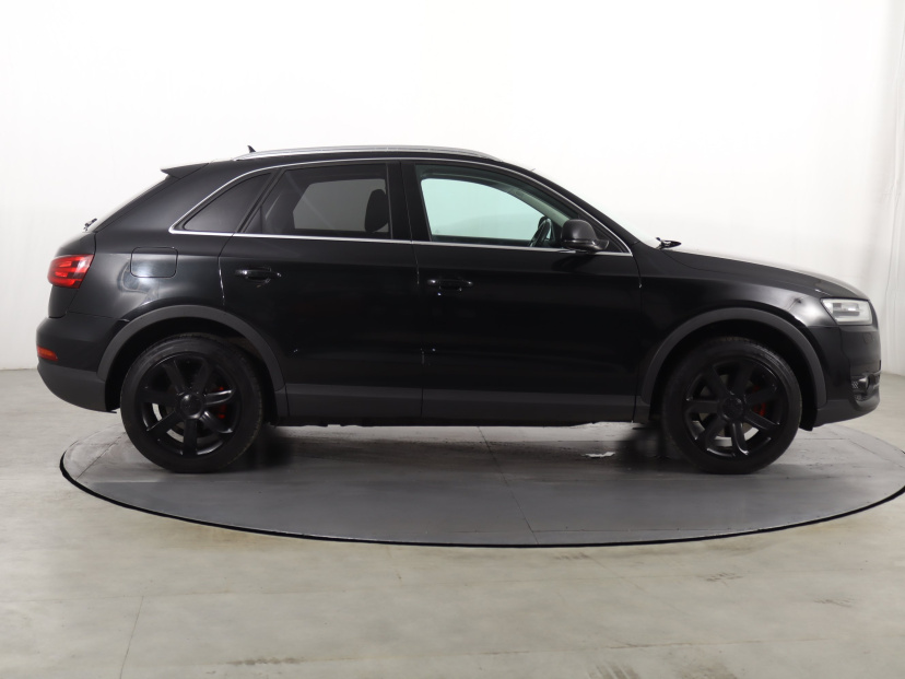 Audi Q3, 2013