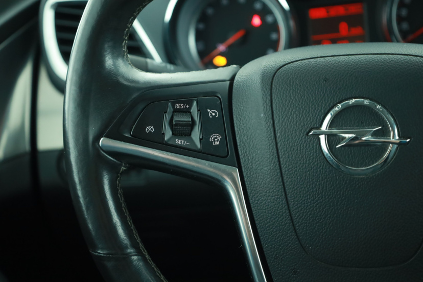 Opel Mokka, 2015