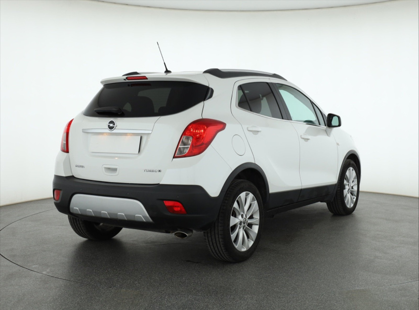 Opel Mokka, 2015