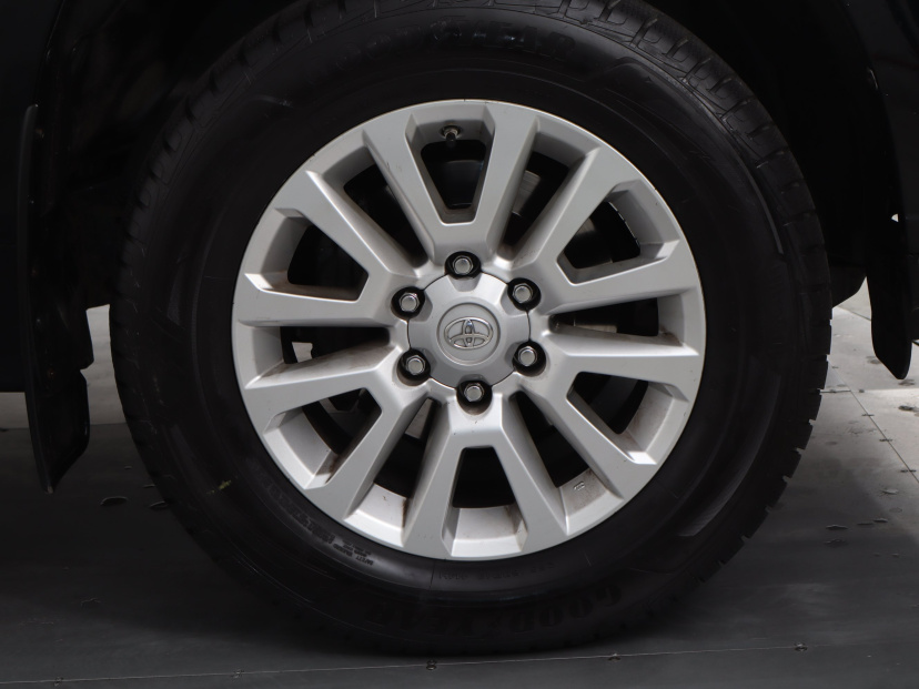 Toyota Land Cruiser, 2014
