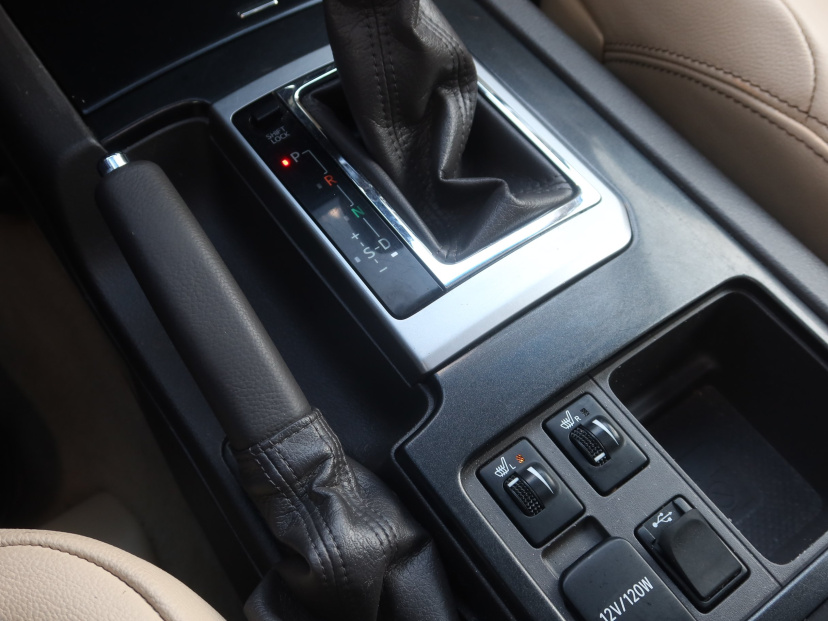 Toyota Land Cruiser, 2014
