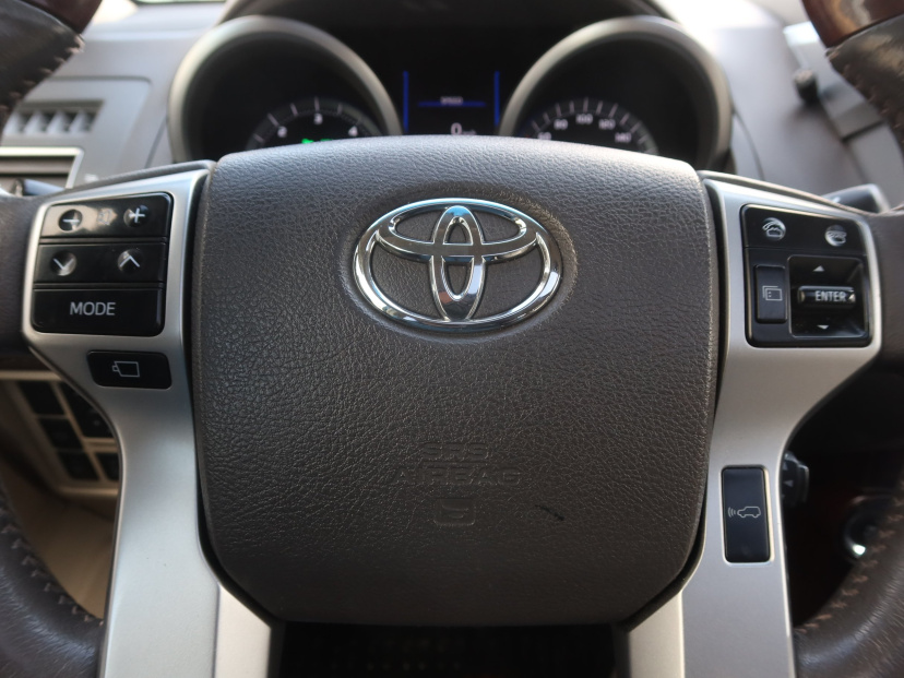 Toyota Land Cruiser, 2014