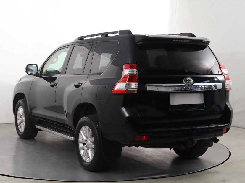 Toyota Land Cruiser, 2014