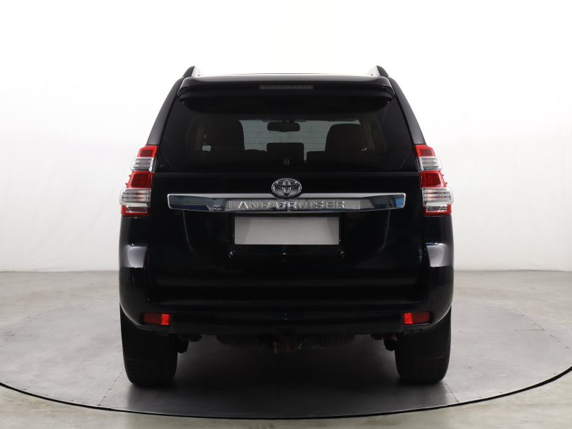 Toyota Land Cruiser, 2014