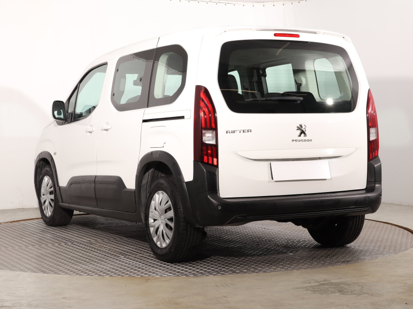 Peugeot Rifter, 2021