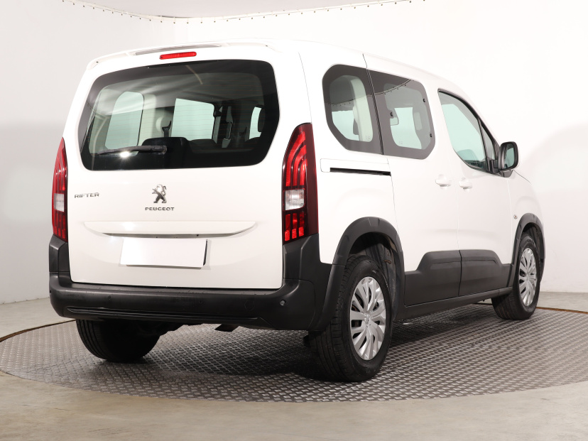 Peugeot Rifter, 2021