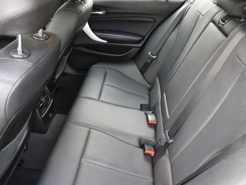BMW 1, 2015