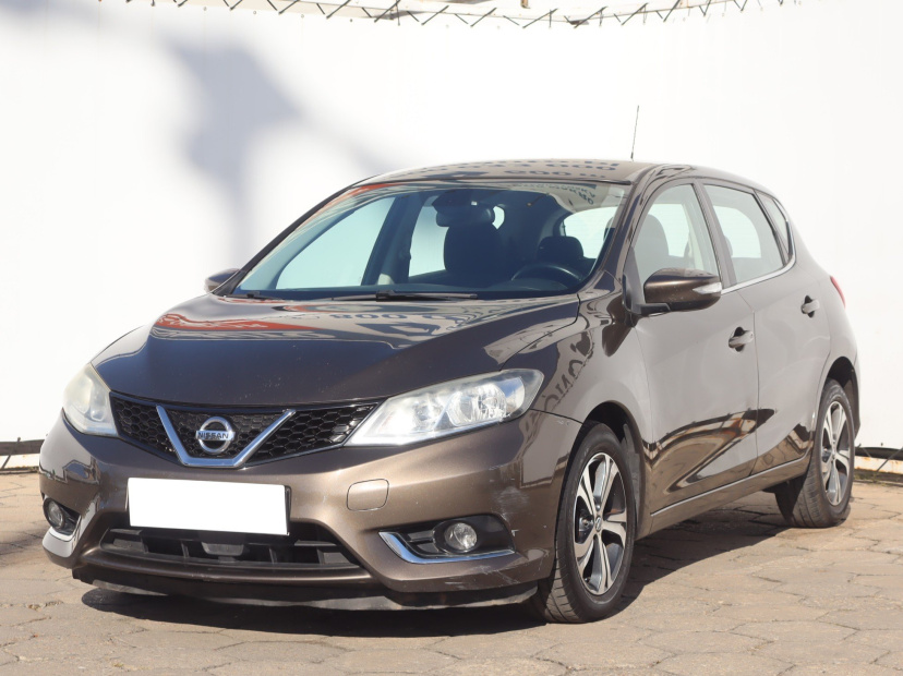Nissan Pulsar, 2015