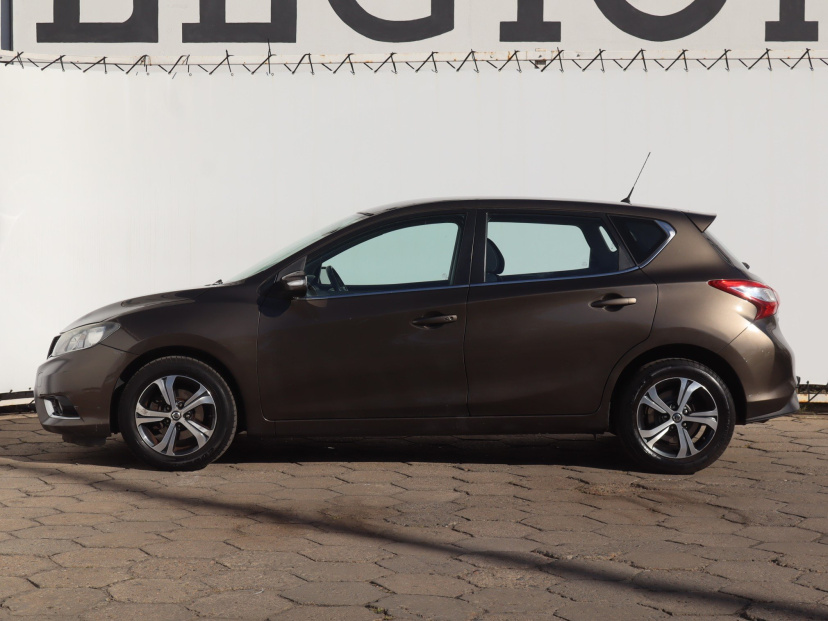 Nissan Pulsar, 2015