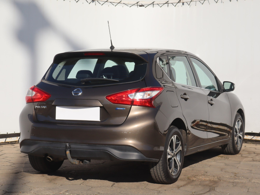 Nissan Pulsar, 2015