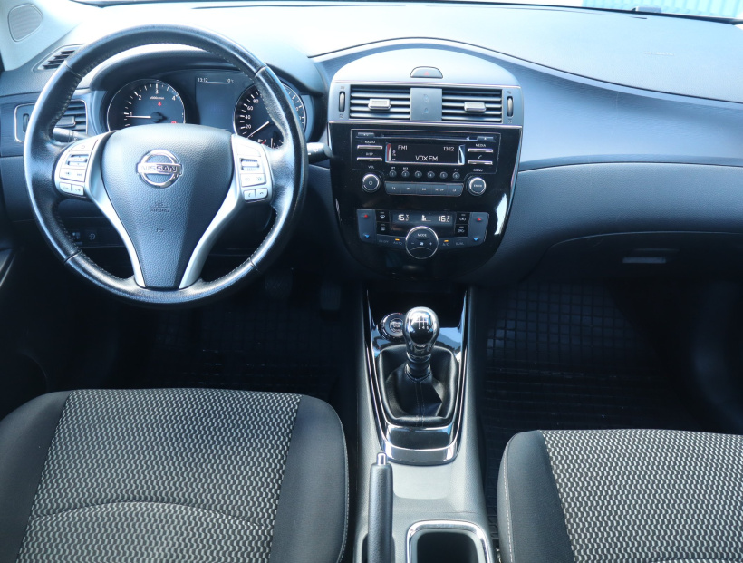 Nissan Pulsar, 2015