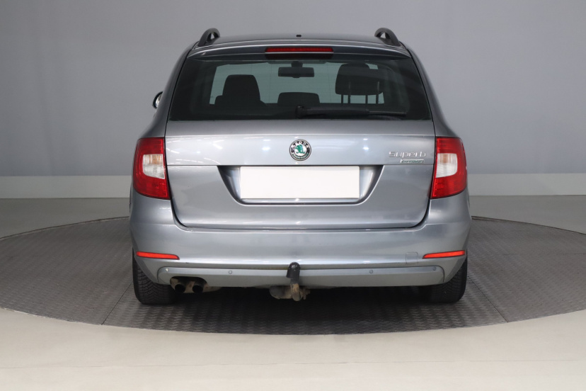 Škoda Superb, 2013