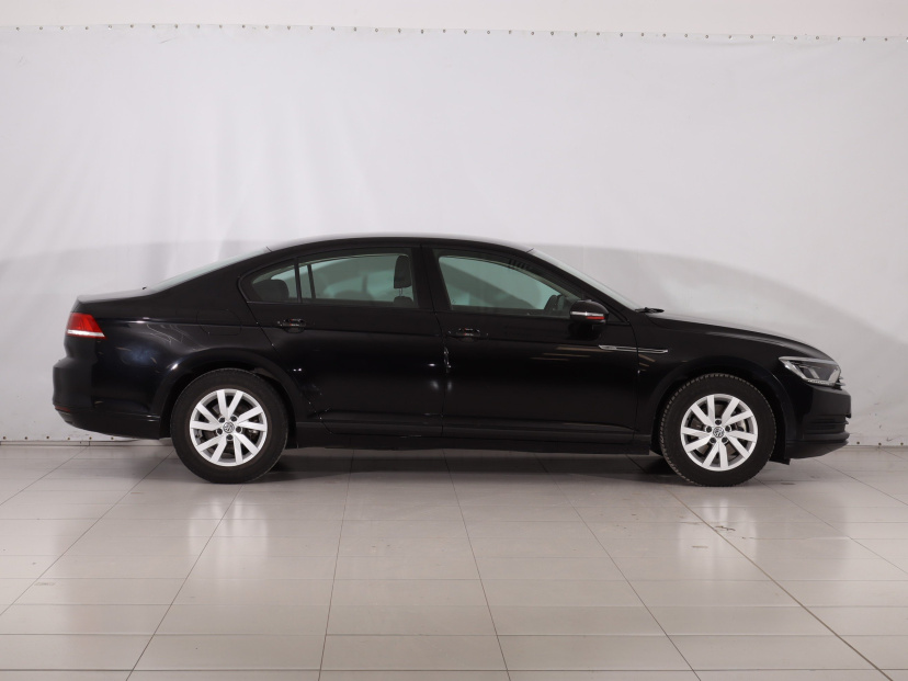 Volkswagen Passat, 2018
