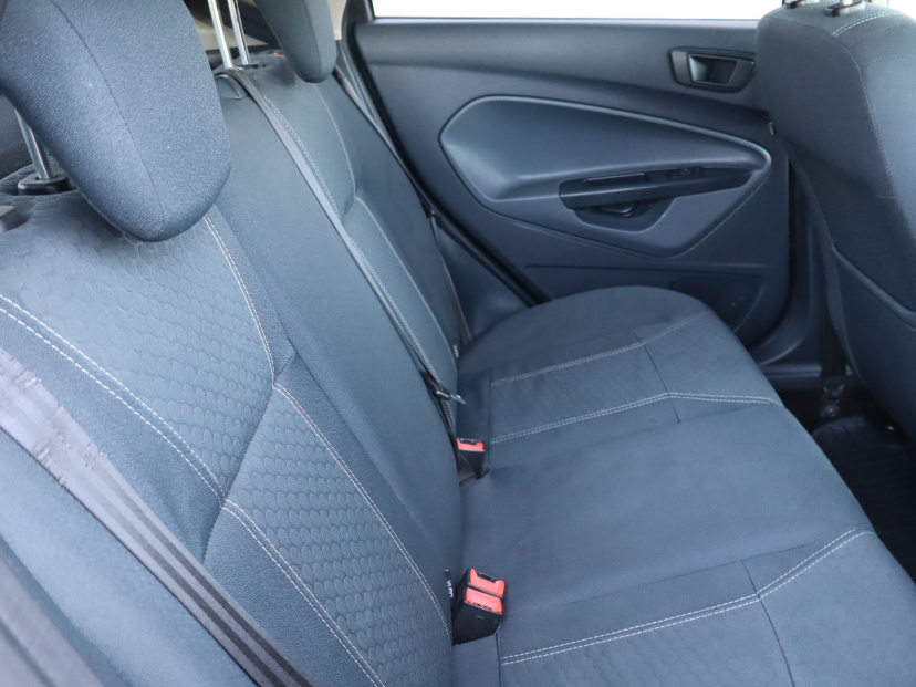Ford Fiesta, 2010