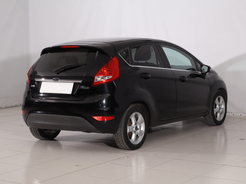 Ford Fiesta, 2010