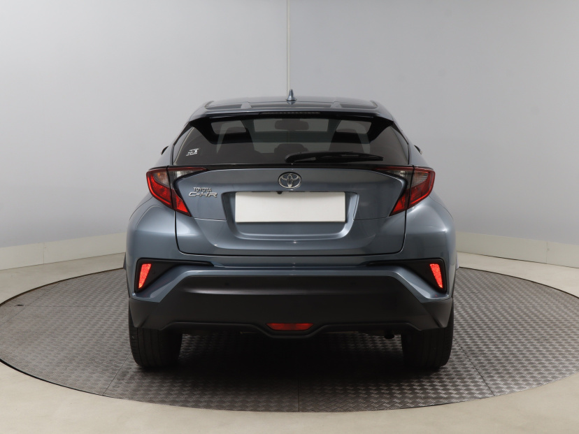 Toyota C-HR, 2020