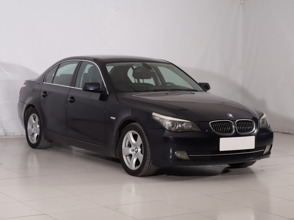BMW 530i