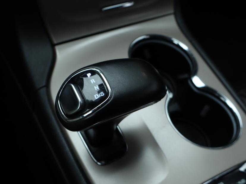 Jeep Grand Cherokee, 2013