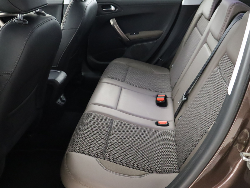 Peugeot 2008, 2014