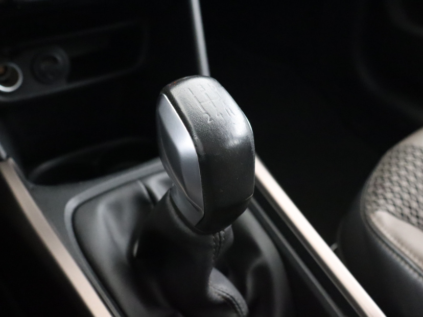 Peugeot 2008, 2014