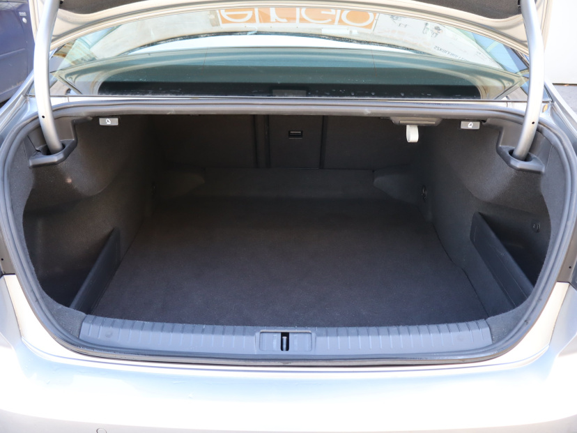 Volkswagen Passat, 2020