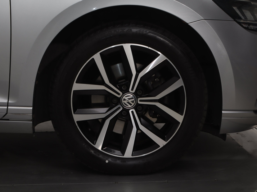 Volkswagen Passat, 2020