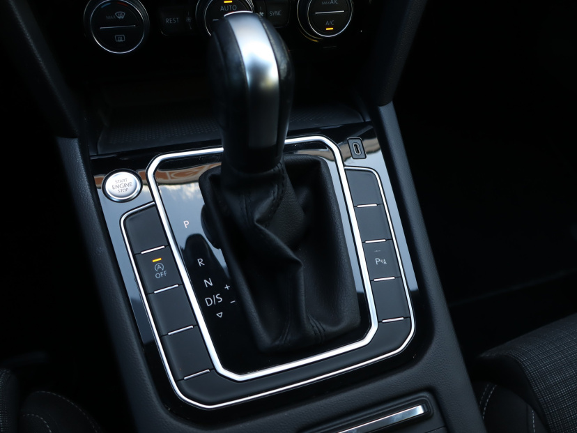 Volkswagen Passat, 2020