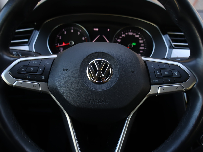 Volkswagen Passat, 2020