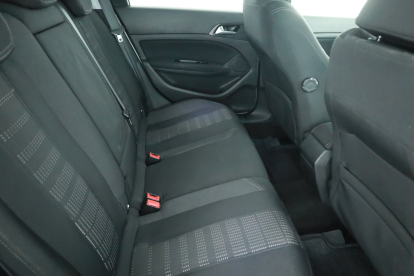 Peugeot 308, 2016