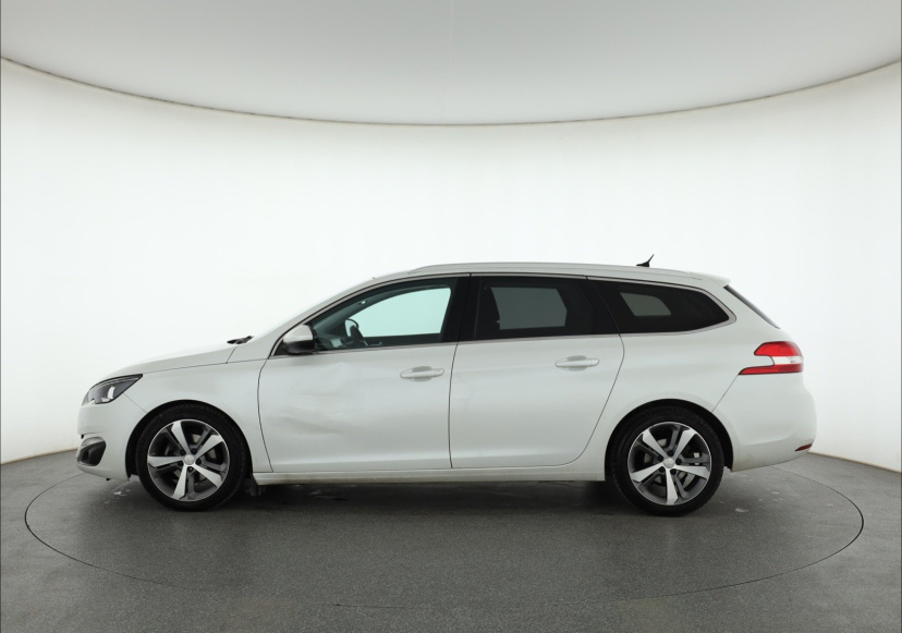 Peugeot 308, 2016