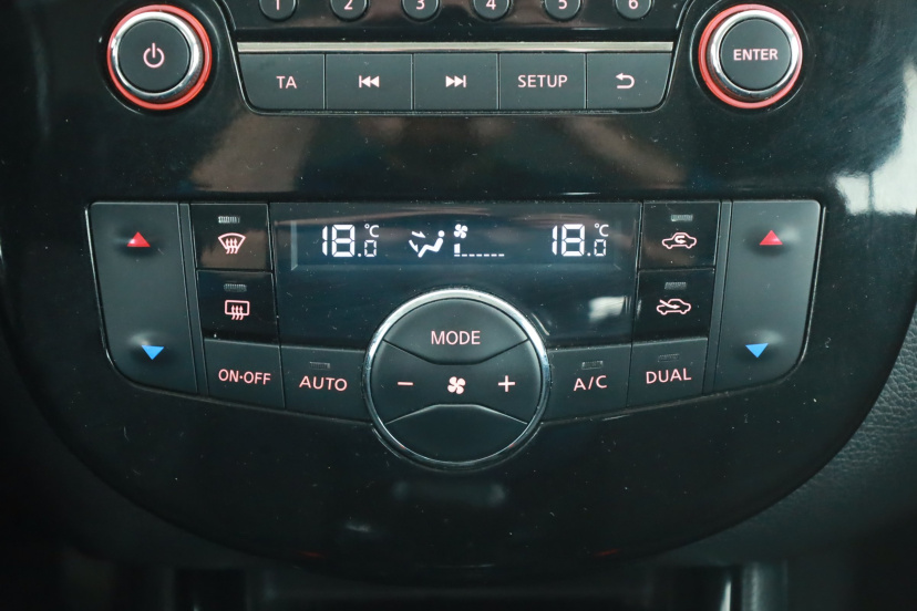 Nissan Pulsar, 2015