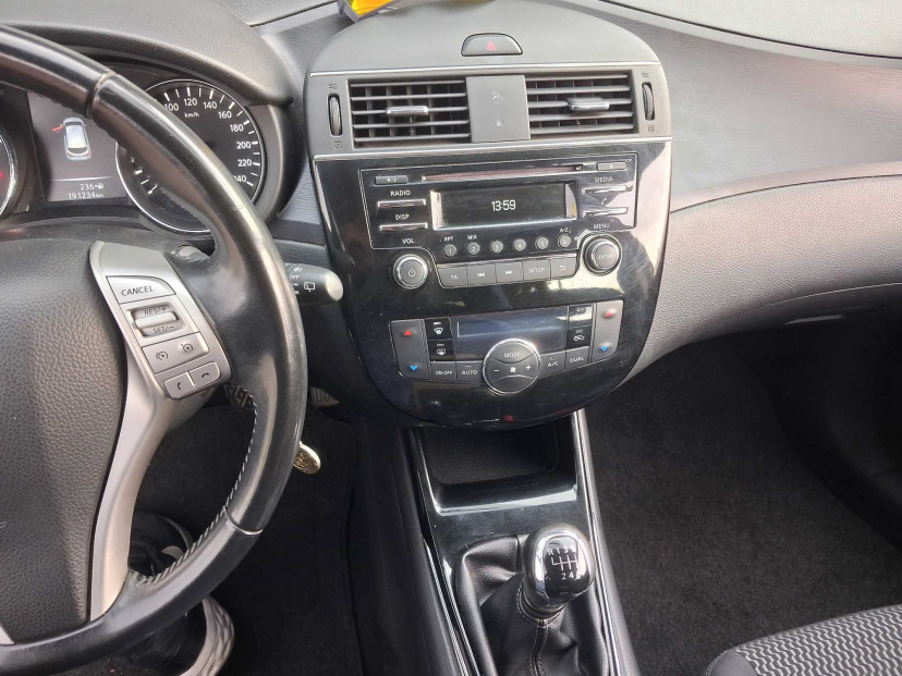 Nissan Pulsar, 2015