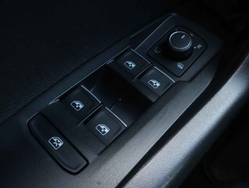 Volkswagen T-Cross, 2023