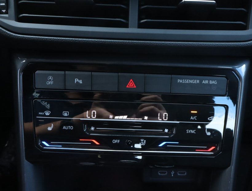 Volkswagen T-Cross, 2023