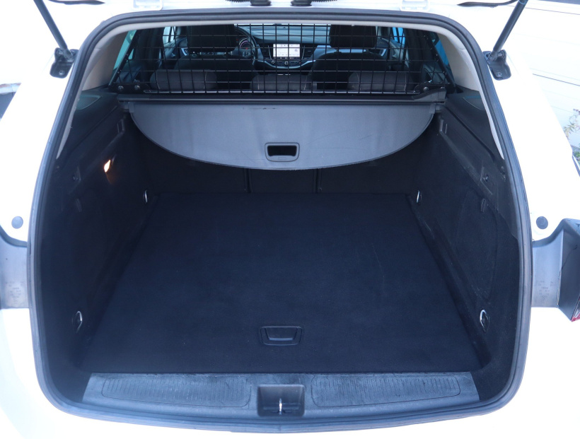 Opel Astra, 2018