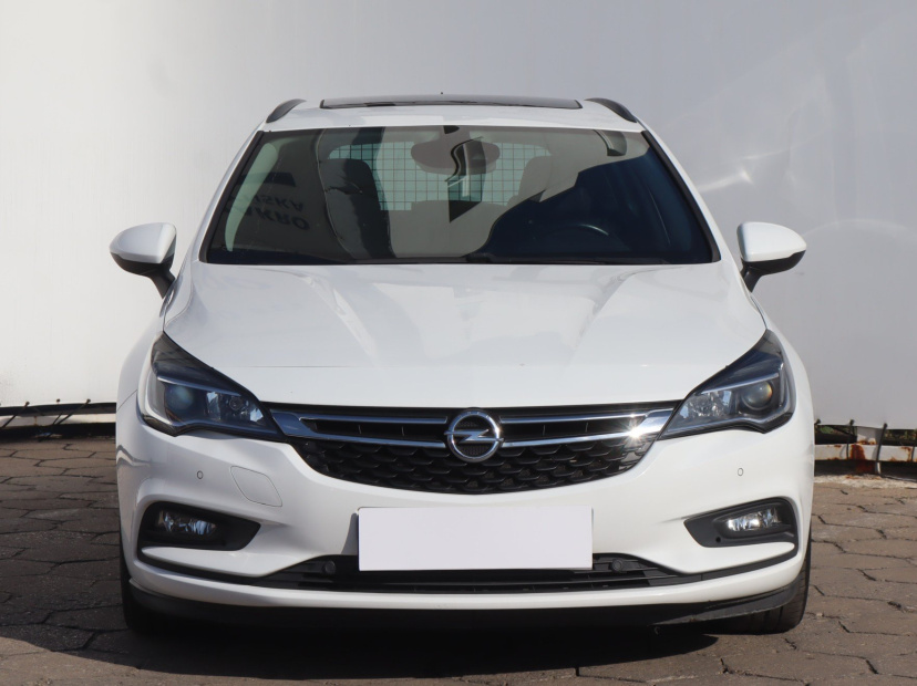 Opel Astra, 2018