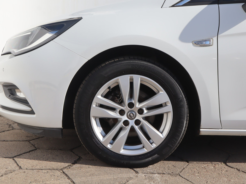 Opel Astra, 2018