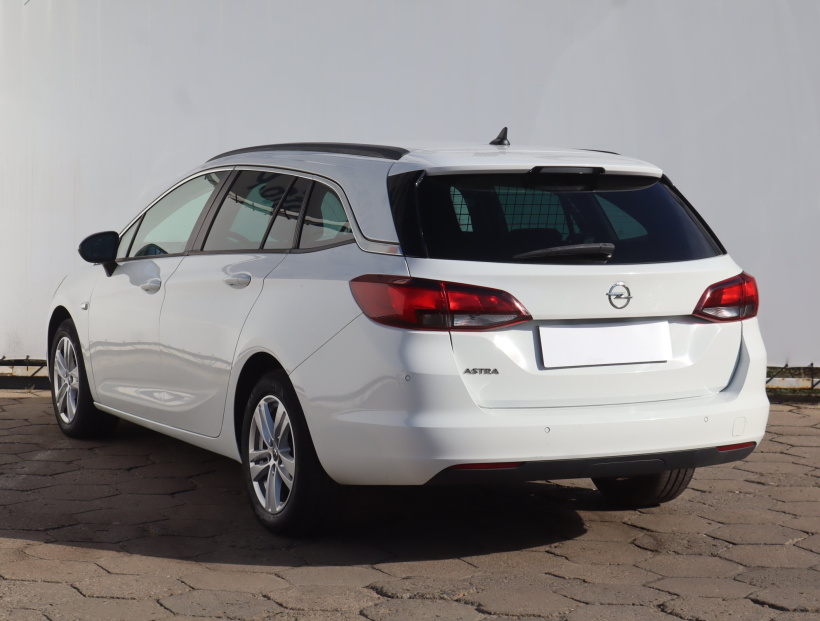 Opel Astra, 2018