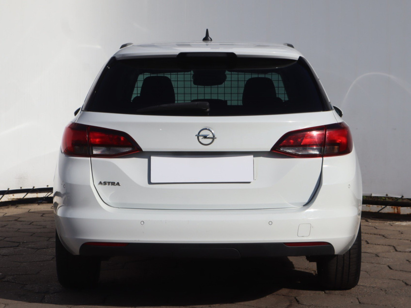 Opel Astra, 2018