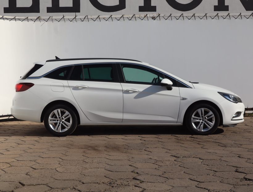 Opel Astra, 2018