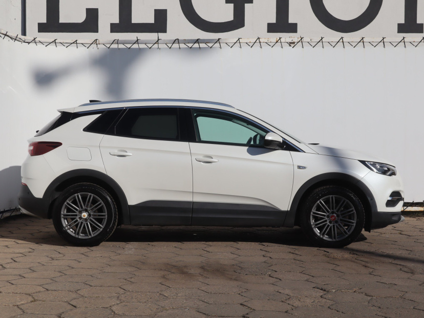 Opel Grandland, 2020