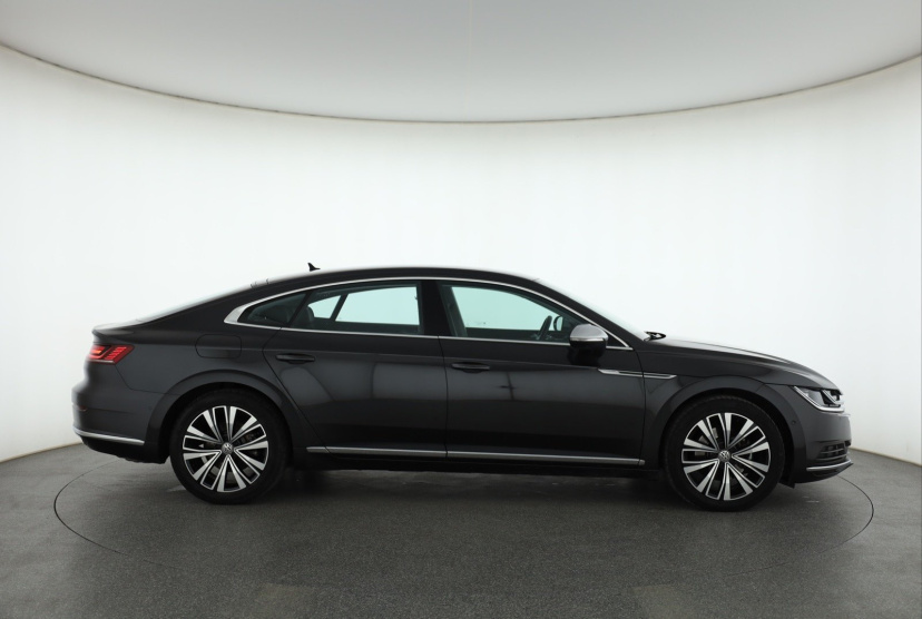 Volkswagen Arteon, 2018