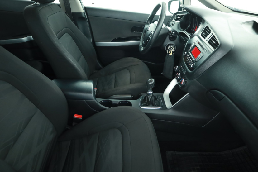 Kia Ceed, 2013