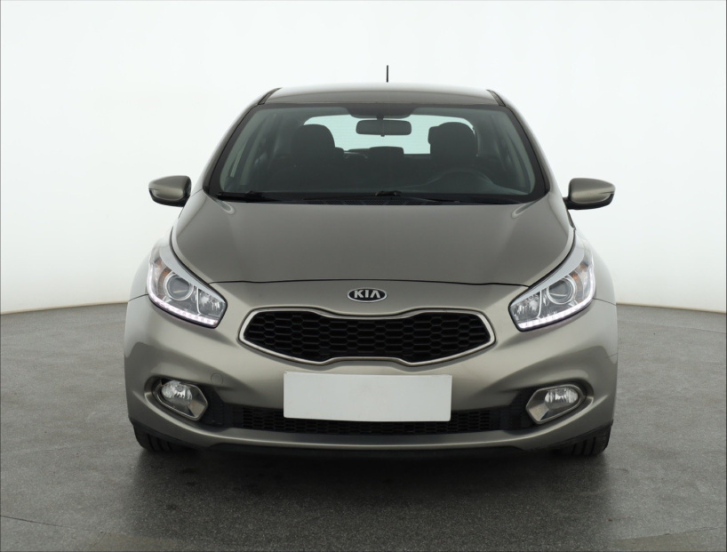 Kia Ceed, 2013