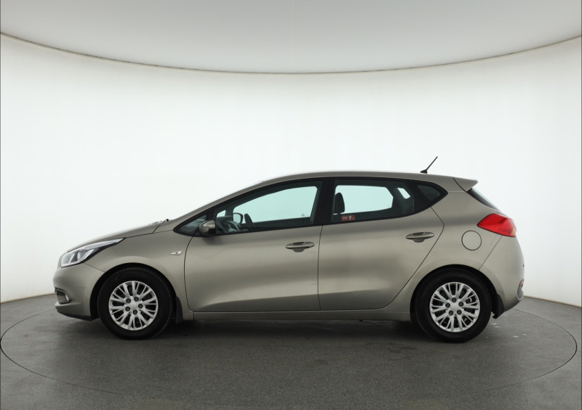 Kia Ceed, 2013