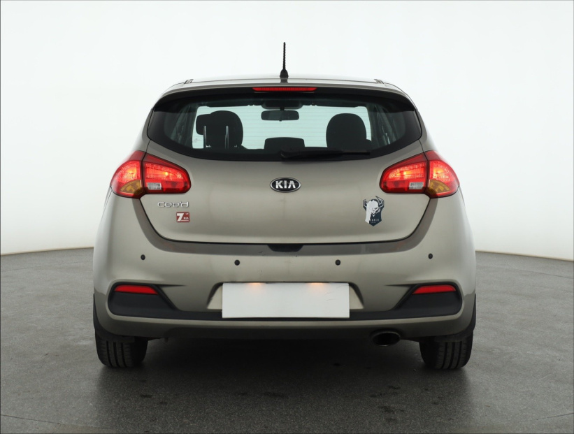 Kia Ceed, 2013